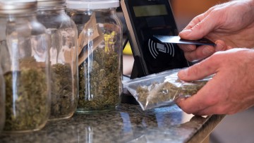Kontrollierte Infrastruktur: Lotto-Toto-Verkaufsstellen wollen Cannabis-Verkauf übernehmen 