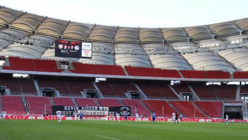 Fußball-Bundesligaauftakt: VfB Stuttgart stürmt mit Werbepartner GTÜ direkt auf Platz 1