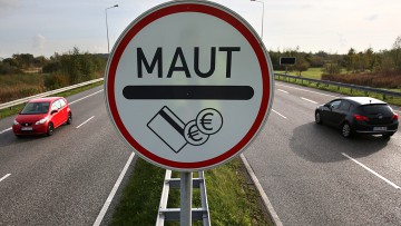Deutsche Pkw-Maut: Nachbarländer zögern mit Klage