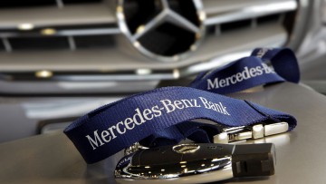 Finanzdienstleistungen: Mercedes-Bank bei Kunden gefragt 