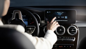 Mercedes Fuel & Pay: Kontaktlos an der Zapfsäule zahlen