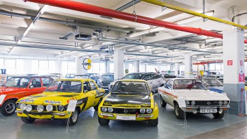Opel Classic: Virtuelle Führung durch die Oldtimer-Sammlung