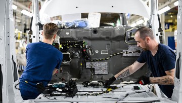 Dank nachlassender Engpässe: Opel-Mutter Stellantis steigert Umsatz deutlich 