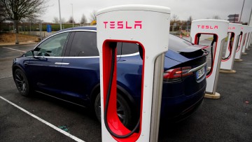 Elektroautos: Tesla schafft Serviceintervalle ab