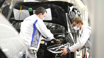 Autoproduktion: VW verfolgt strengeres CO2-Reduktionsziel