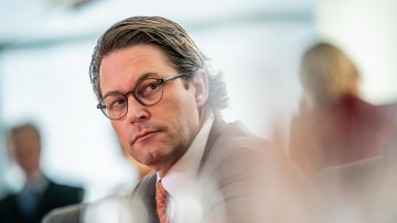 Oppositionspolitiker fordern Andreas Scheuer zum Rücktritt auf