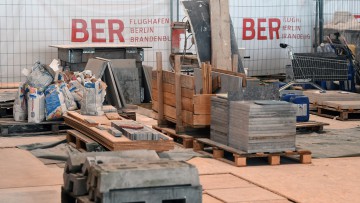Flughafen BER: Einigung auf Zeitplan mit Baufirma