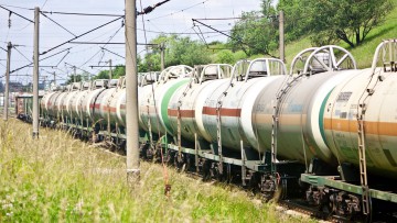 Chemiebranche: Sperrung der Rheintalstrecke führt zu Problemen