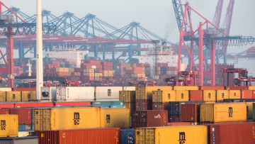 Exporte in die USA brechen ein, Geschäft mit China stabil