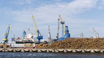 Tarifkonflikt: Warnstreik im Seehafen Wismar 