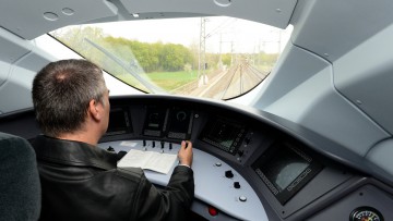 Schienenverkehr: National Express startet digitale Lokführerausbildung