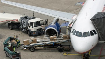 IATA: Luftfracht stagniert, Passage boomt