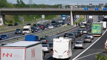 ADAC erwartet am Wochenende mehr Staus auf deutschen Autobahnen