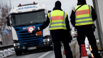 Grenzkontrollen wegen Corona: Bayern schließt nichts aus 