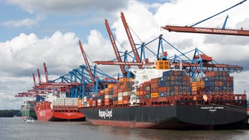 Staus vor Containerhäfen lassen globalen Handel stagnieren