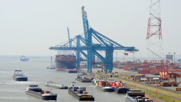 Fusion der Häfen von Antwerpen und Zeebrügge 