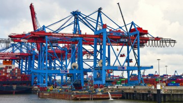Containerbruecke_Hamburg