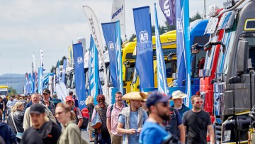 ADAC Truck-Grand-Prix 2022 Lkws in Reihe
