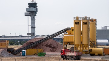 Flughafen Leipzig/Halle, Bauarbeiten, Start- und Landebahn Nord