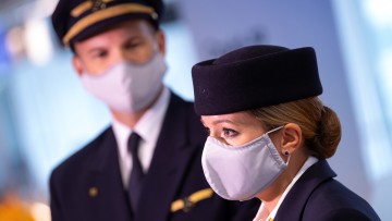 Lufthansa, Pilot, Stewardess