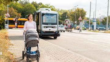 Autonomes Fahren: Karlsruhe testet Easymile-Busse im Verkehr
