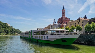 Touristik: Flusskreuzfahrten 2022/2023 online buchbar