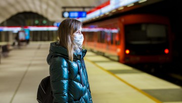 Maske auf in Bus und Bahn  