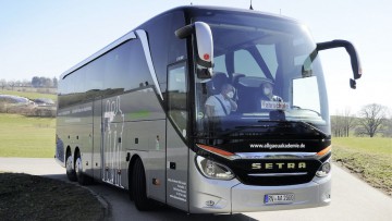 Unternehmen: Ausbildungszentren setzen auf Busse von Setra