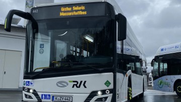Wasserstoffbusse: Erster Urbino 12 hydrogen beim Regionalverkehr Köln