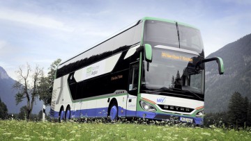 Busunternehmen: Doppeldecker von Setra als Alpenbusse im Einsatz