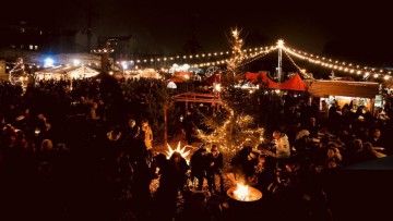 Berlin: Historischer Weihnachtsmarkt in Friedrichshain
