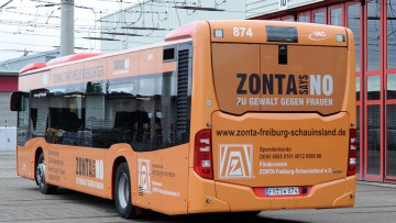 VAG Freiburg: Bus als Botschafter gegen Gewalt an Frauen