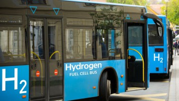 Alternative Antriebe: Rebus testet Wasserstoffbus