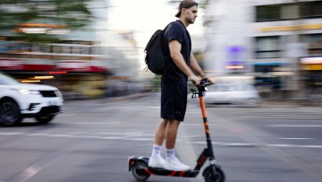 Mehr Unfälle mit E-Scootern als bekannt