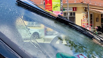 TÜV Rheinland: Schäden an Windschutzscheiben schnell beseitigen lassen