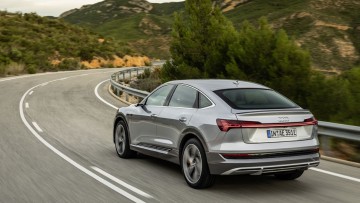 Audi e-Tron lädt doppelt so schnell
