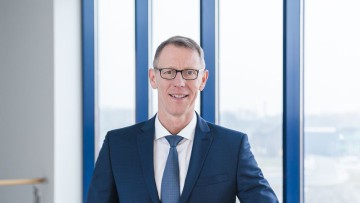 Joachim Holstein ist Konzernbeauftragter Binnenschifffahrt der Duisport-Gruppe