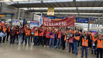 Streikende in München Hbf