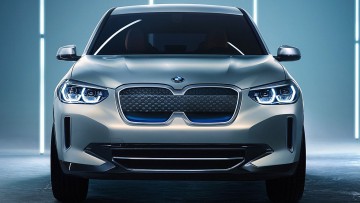 Wettrennen der deutschen E-Autos: BMW öffnet Reservierungsservice für iX3