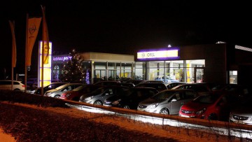 Eröffnung Opel-Autohaus Peter in Sondershausen