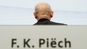 Ex-VW-Patriarch: Piëch legt letztes Automandat nieder