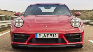 Porsche 911 GTS (2022)