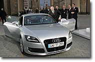 Audi TT: Doppelte Enthüllungsgeschichte