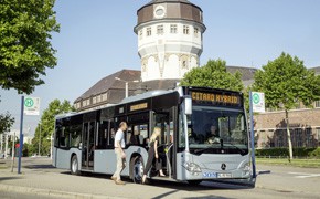 Daimler Buses präsentiert Neuheiten auf der Busworld