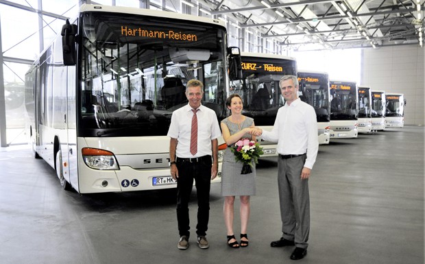 Setra-Busse für zwei private Busunternehmen