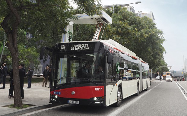 Solaris: Elektrobusse für Barcelona