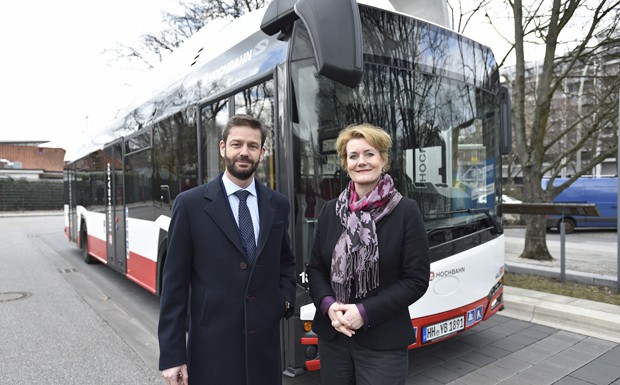 Solaris-Busse für Hamburg