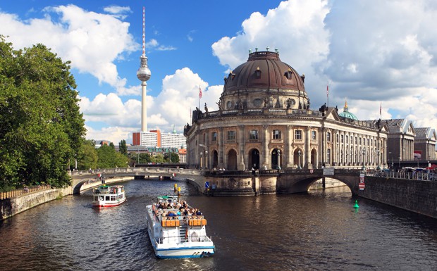 Berlin: Keine Parkmöglichkeiten für Reisebusse am Humboldt-Forum