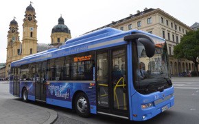 Erster Elektrobus geht in München in den Linieneinsatz