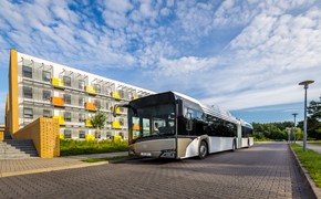 Solaris: 25 Gelenk-Elektrobusse für Brüssel